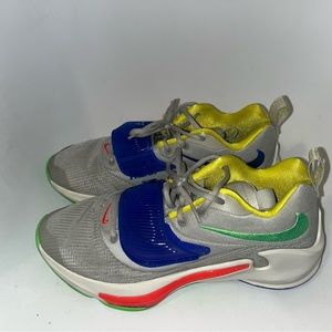 Giannis Nike zoom freak 3 size 10